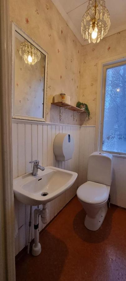 Hassela Vandrarhem Bagian luar foto