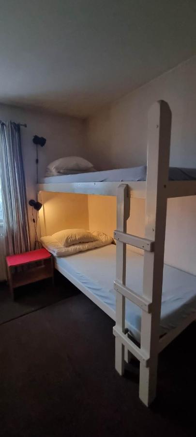 Hassela Vandrarhem Bagian luar foto