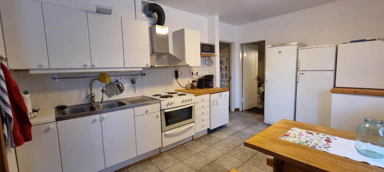 Hassela Vandrarhem Bagian luar foto